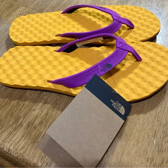 Beautiful the north Face sandals size 9 - Picture 5 of 7